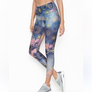 VICTORIA’S SECRET Galaxy 7/8 Leggings